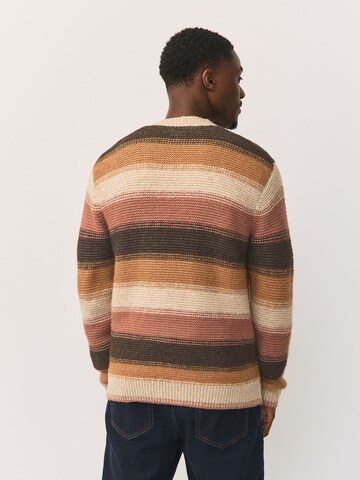 Next Sweater in Orange