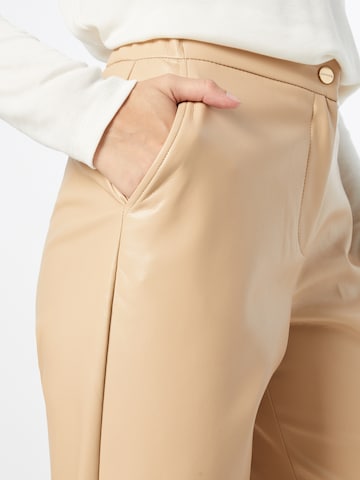 Regular Pantalon COMMA en beige