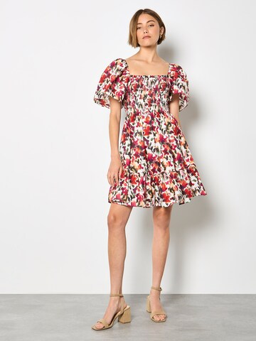 Robe Apricot en mélange de couleurs : devant