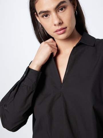 Aware Blouse 'AVERY' in Zwart