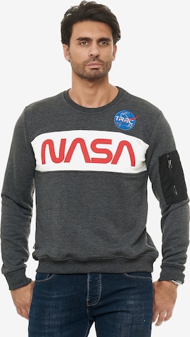 Redbridge Pullover McKinney NASA Print & Patches in Grau: predná strana