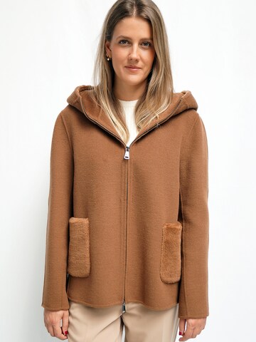 Funk since 1776 Between-Season Jacket in Brown