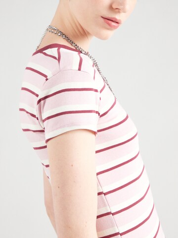 TOPSHOP - Camiseta en rosa