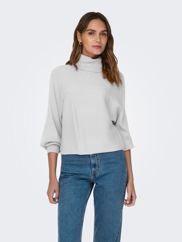 Pull-over 'LELA' ONLY en gris : devant