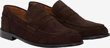 Desa Classic Flats 'Beleg' in Brown: front
