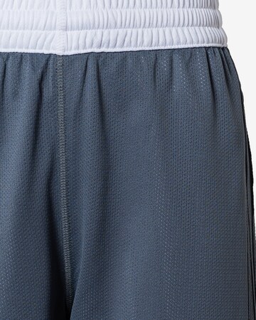 ADIDAS SPORTSWEAR Loosefit Sportshorts '3G Speed' in Grau