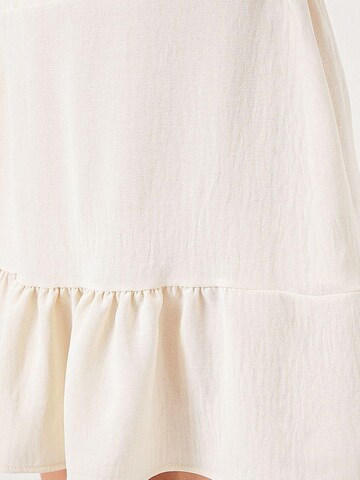 Bigdart Skirt in Beige