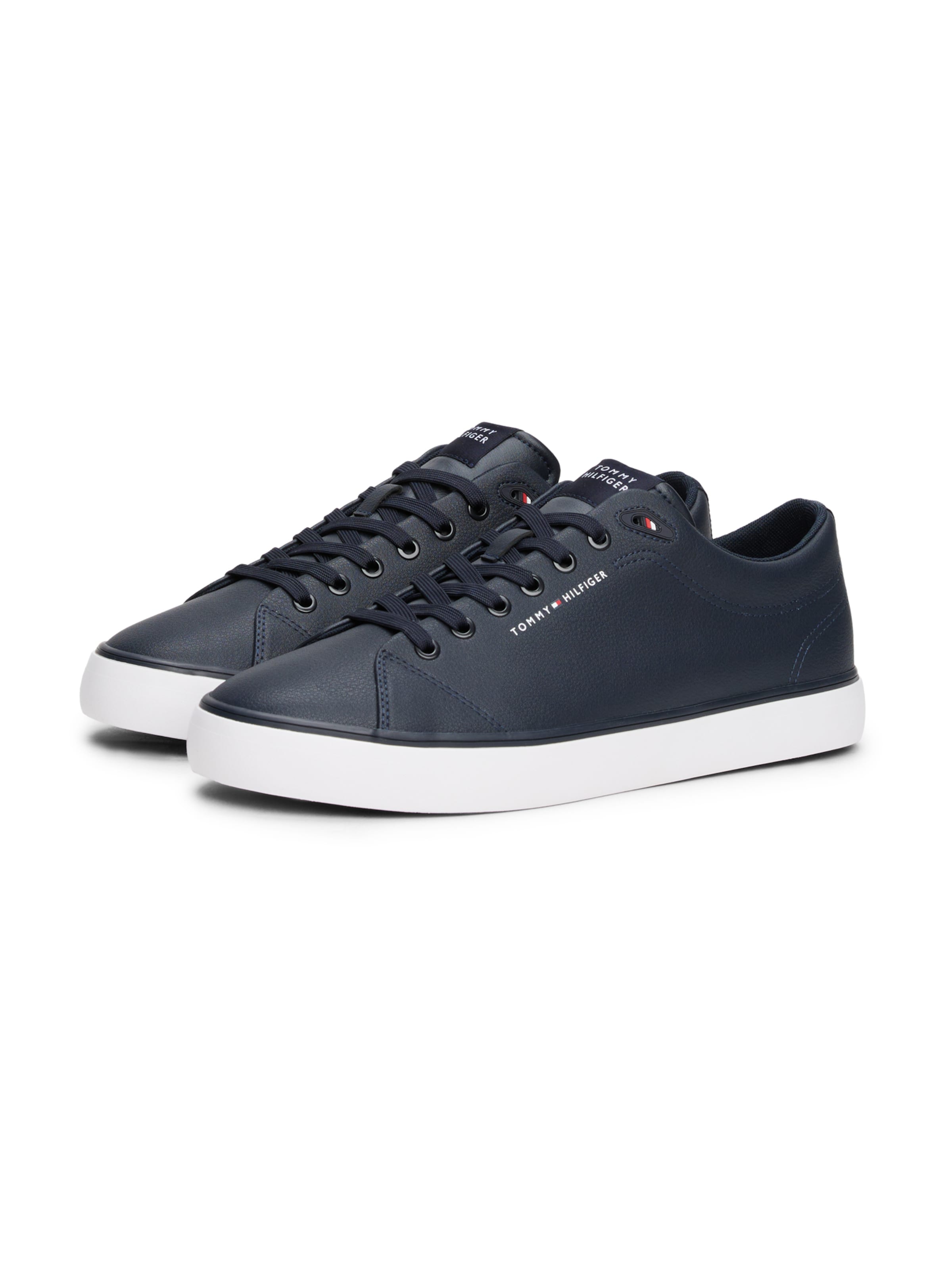TOMMY HILFIGER Trainers in Blue