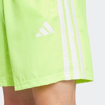 ADIDAS PERFORMANCE - Loosefit Pantalón deportivo 'Essentials' en verde