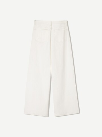 Bershka Wide Leg Jeans i hvid