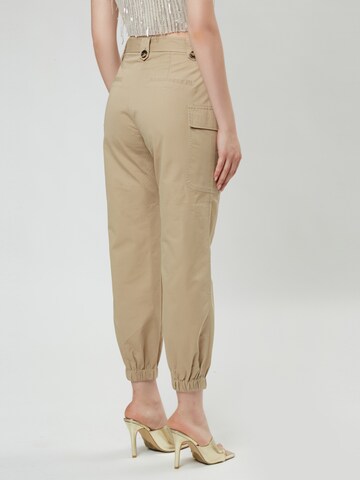 Influencer Tapered Cargohose in Beige