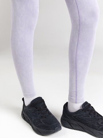 Skinny Pantalon de sport 4F en violet