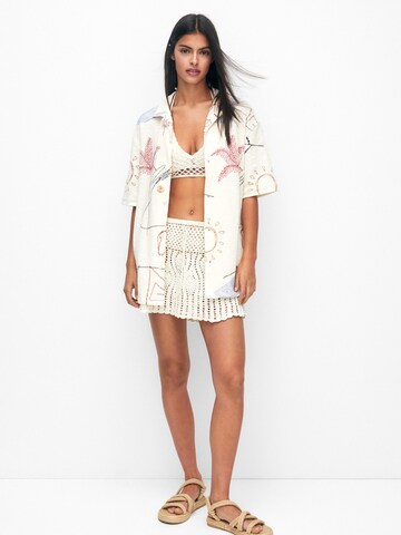 Pull&Bear Regular Fit Hemd in Weiß