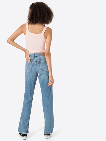 Gina Tricot Loose fit Jeans in Blue