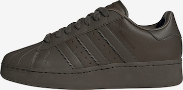 ADIDAS ORIGINALS - Sapatilhas baixas 'Superstar XLG' em verde: frente