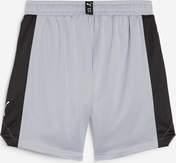 PUMA Loosefit Sportshorts in Grau