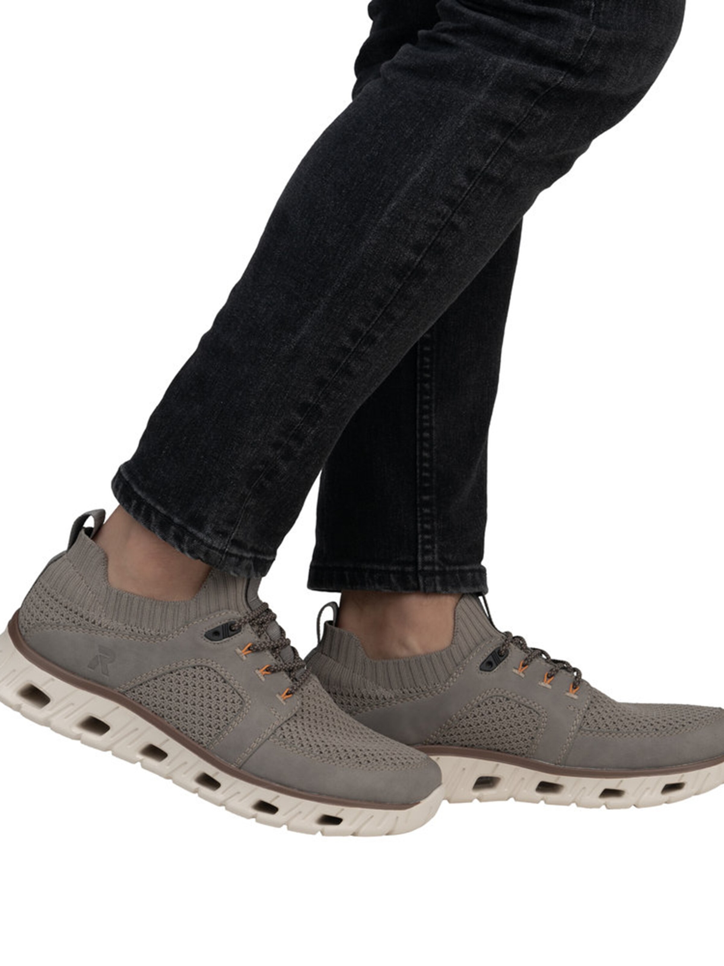 Sneaker bassa di Rieker in beige