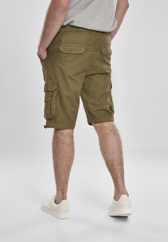 Urban Classics Regular Cargo trousers in Green
