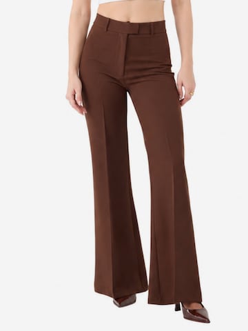 HOLLY LOLLY Flared Trousers with creases in Brown: front
