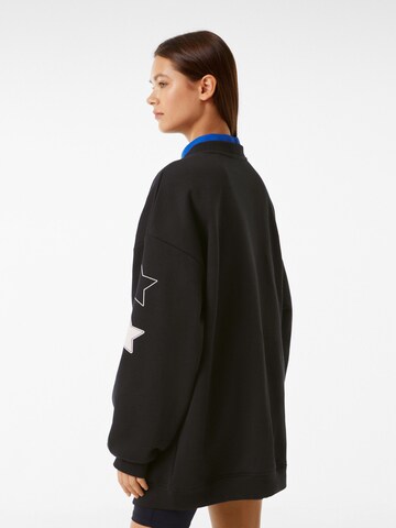 Sweat-shirt Bershka en noir