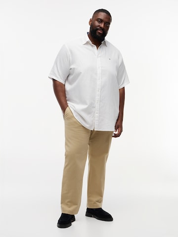 Tommy Hilfiger Big & Tall Comfort fit Koszula w kolorze biały