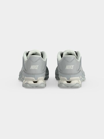 NIKE Buty sportowe 'Reax 8' w kolorze szary