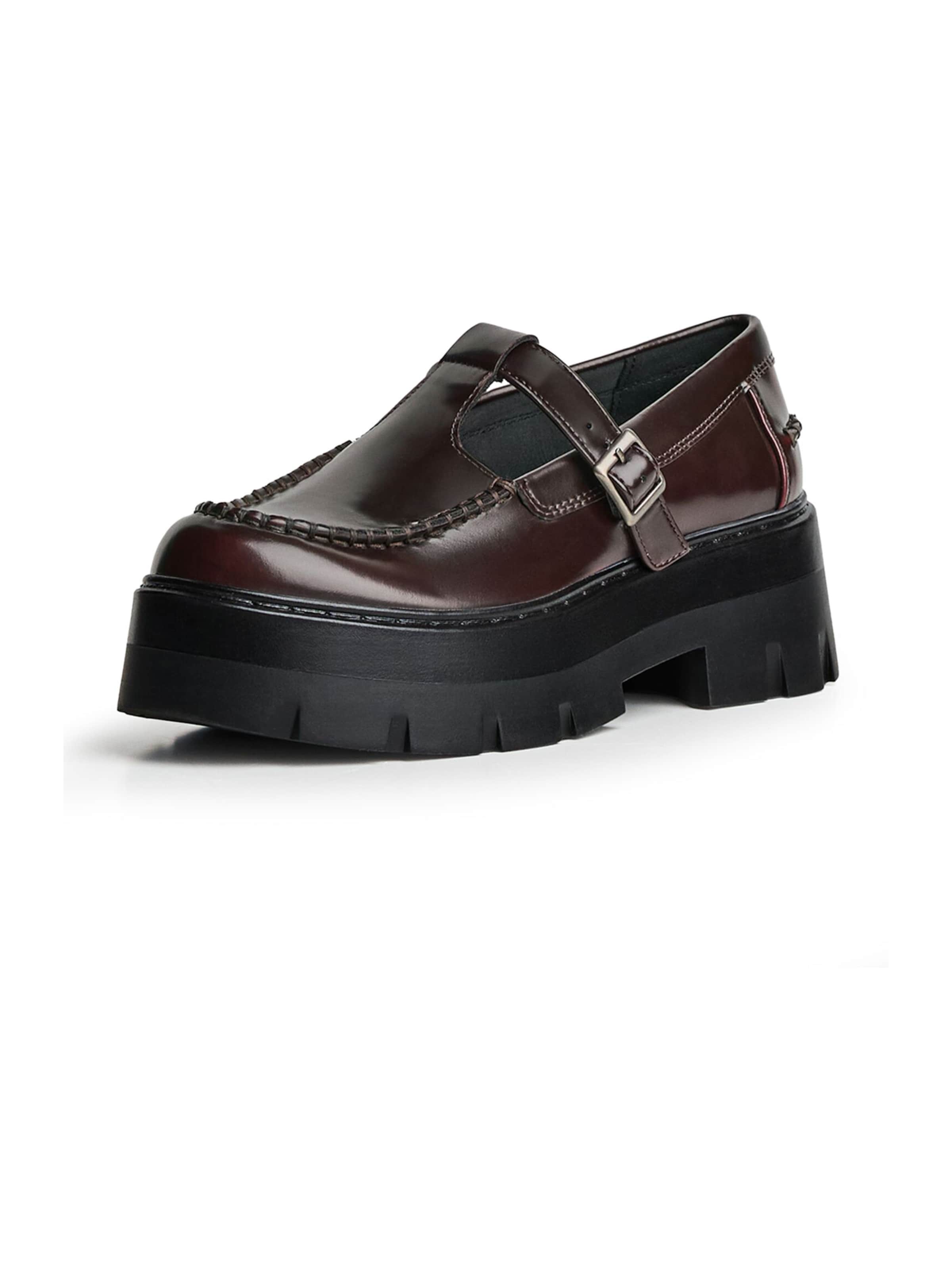 Bershka Slipper – červená: přední strana