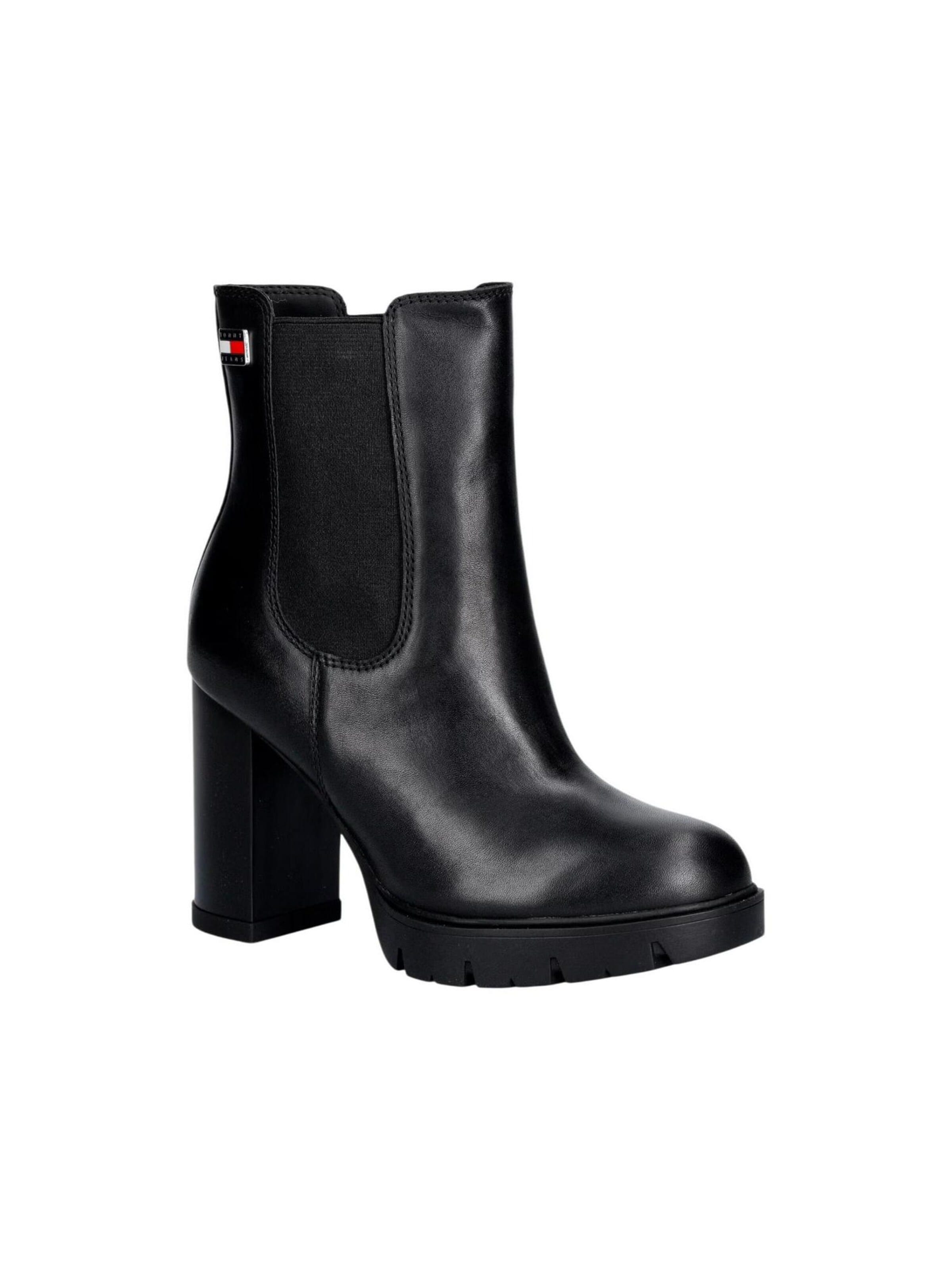 Tommy Jeans Boots 'EN0EN03112' in Zwart