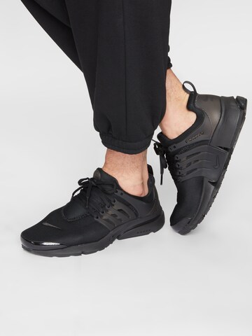 Nike Sportswear Låg sneaker 'Air Presto' i svart: framsida