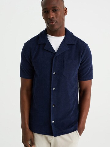 WE Fashion - Camisa em azul: frente