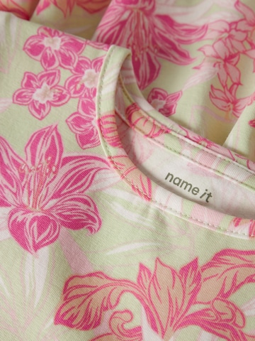 NAME IT - Vestido en verde