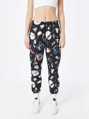 NIKE Tapered Sporthose in Schwarz: Vorderseite