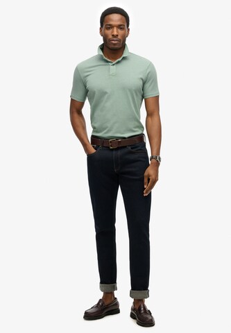 T-Shirt 'Essential' Superdry en vert