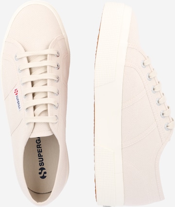 Baskets basses SUPERGA en rose