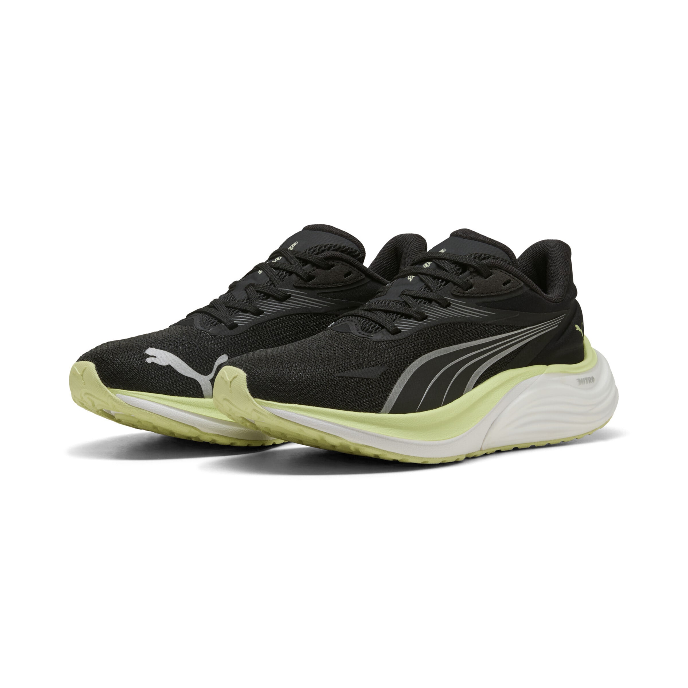 PUMA Sneakers laag in Zwart: voorkant