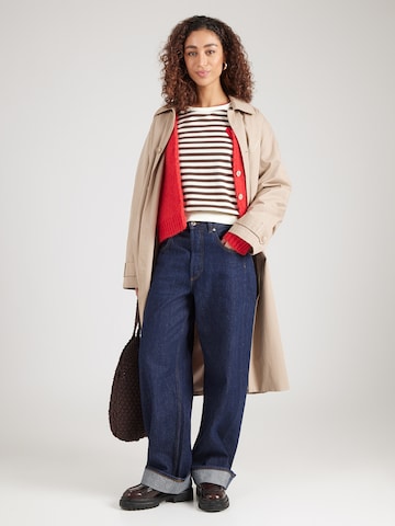 Hailys Sweatshirt 'Ne44va' in Braun