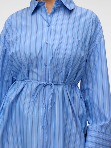Vero Moda Curve Bluse 'VMCGINA' in Blau
