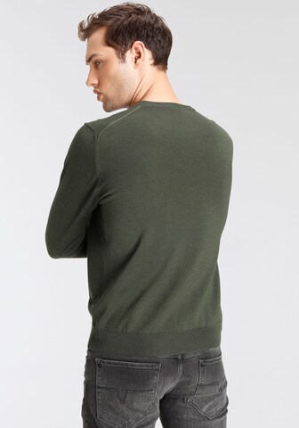 OLYMP Sweater in Green