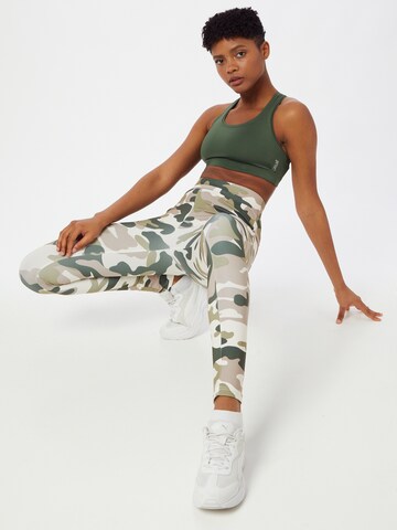 Urban Classics Skinny Leggings in Green