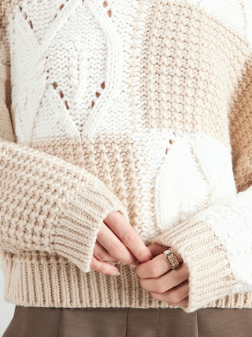 ABOUT YOU Pullover 'Sarina' i beige