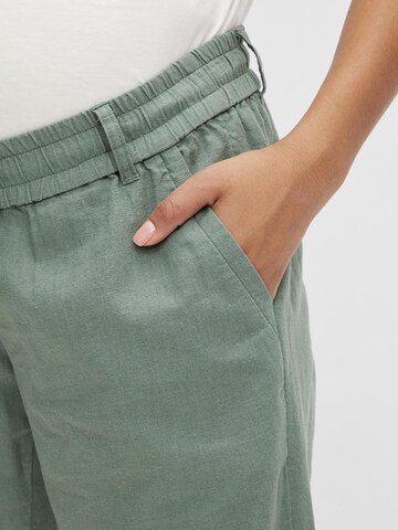 regular Pantaloni 'Beach' di MAMALICIOUS in verde