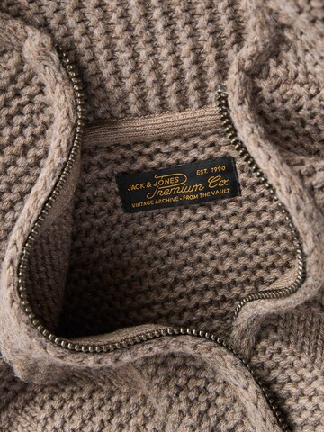 Vestes en maille JACK & JONES en marron