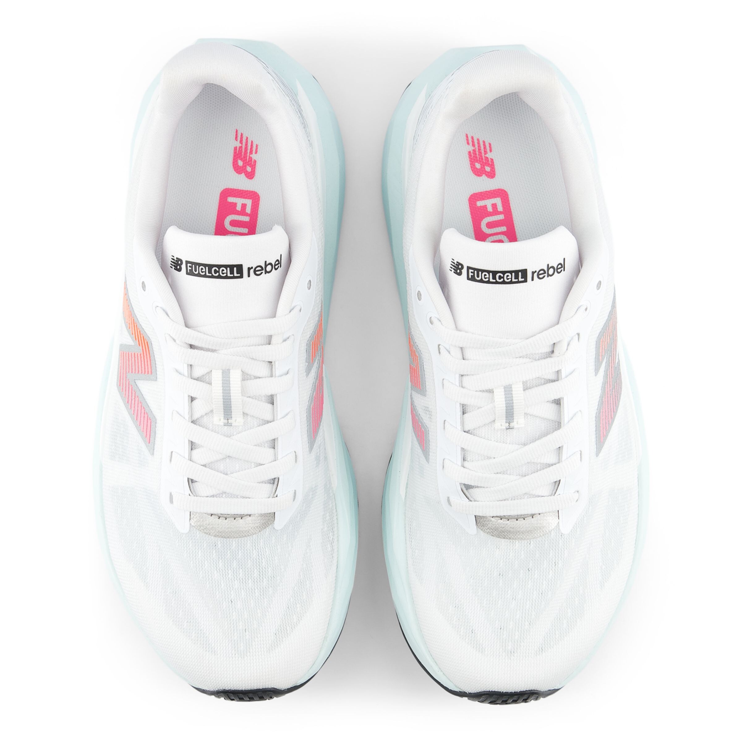 Chaussure de course 'FuelCell Rebel v5' new balance en blanc