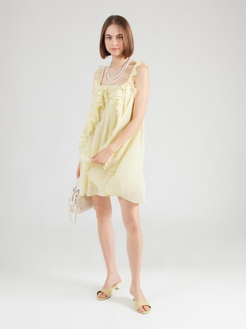 YAS - Vestido de gala 'YASCHIFFA' en amarillo