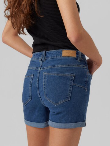 VERO MODA Slimfit Shorts 'LUNA' in Blau