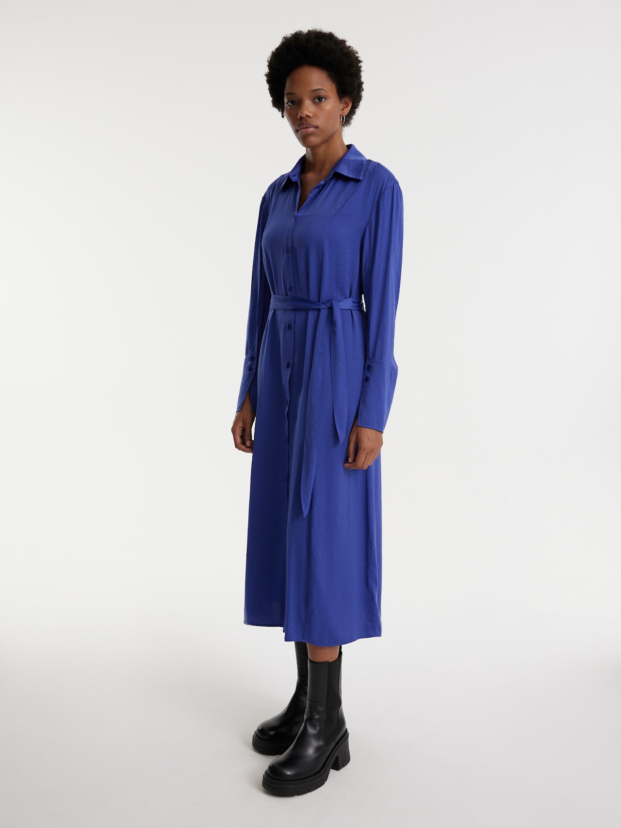 EDITED Produits Robe 'Vladimira' bleu