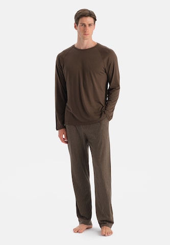 Pyjama long Dagi en marron