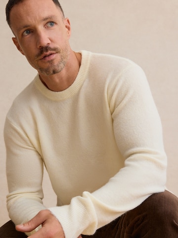 DAN FOX APPAREL Sweater 'William' in White