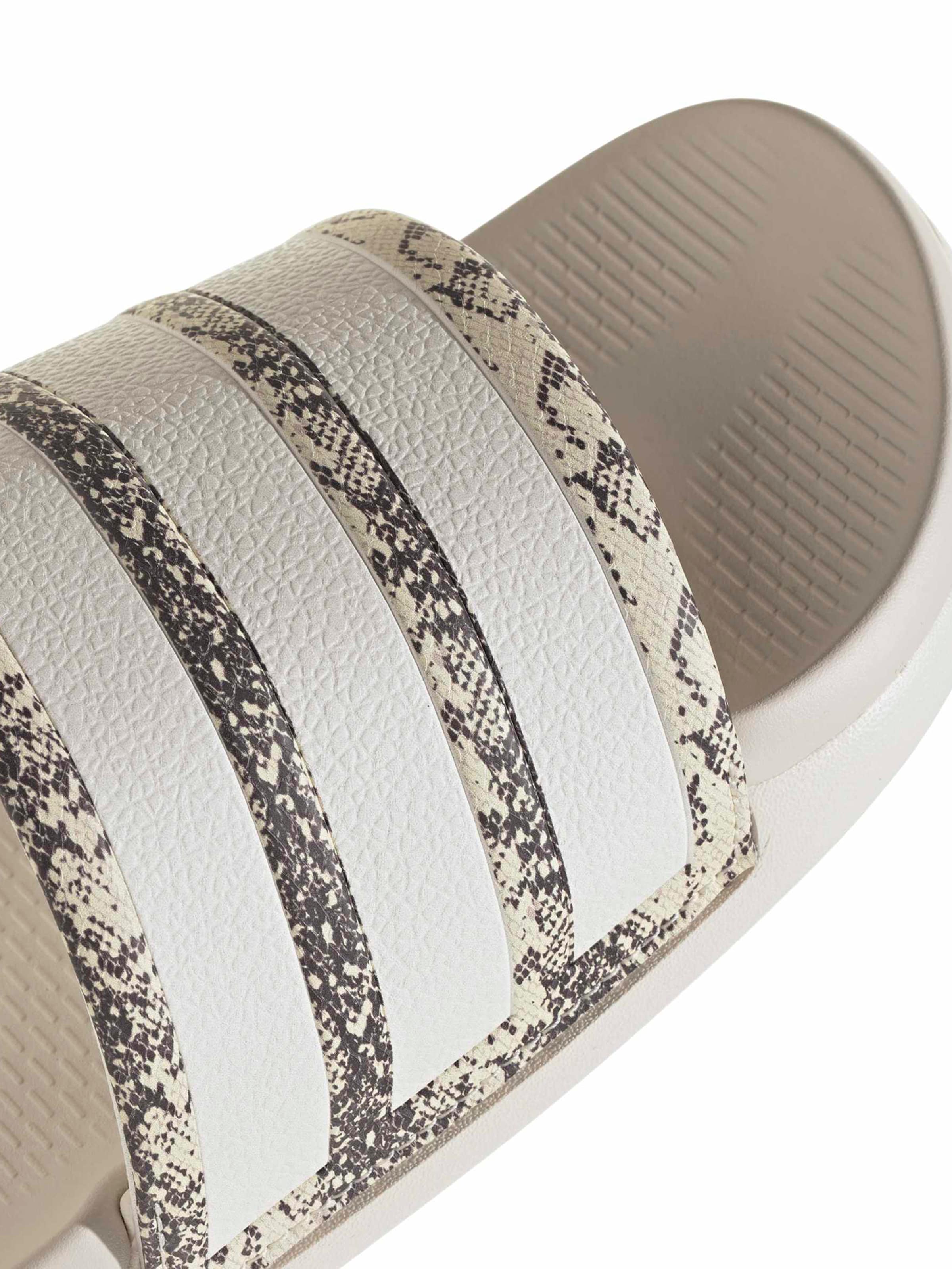 ADIDAS SPORTSWEAR Pantolette 'ADILETTE COMFORT 2.0' in Weiß