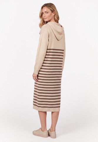 Robes en maille usha BLUE LABEL en beige